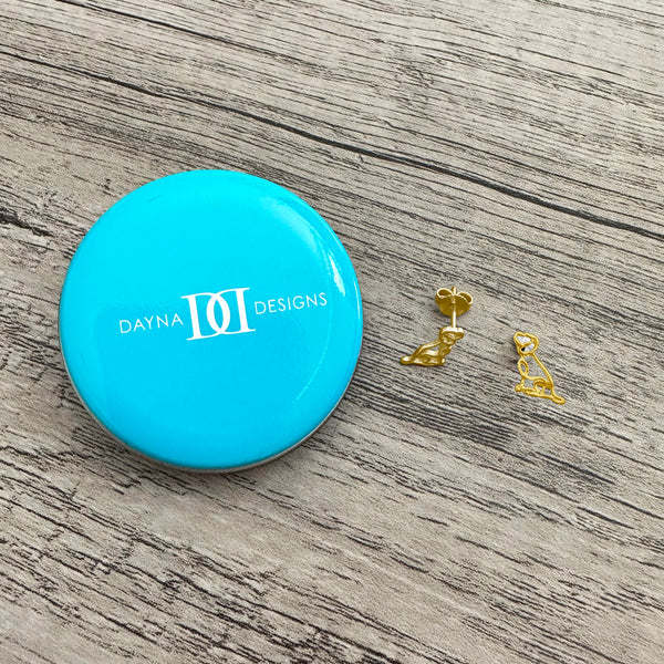 Beagle Stud Earrings - Gold