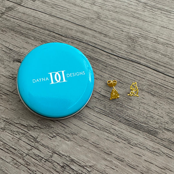 Bulldog Silhouette Stud Earrings - Gold