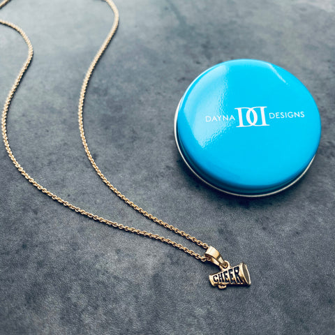 Cheer Pendant Necklace - Gold