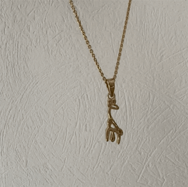 Giraffe Pendant Necklace - Gold