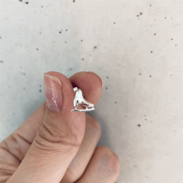 Skate Stud Earrings - Silver