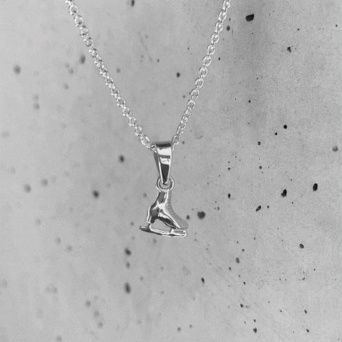 Skate Pendant Necklace - Silver